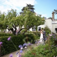 https://www.airfield.ie/wp-content/uploads/2019/02/Wedding-in-Walled-Garden-at-Airfield-Estate-min.jpg