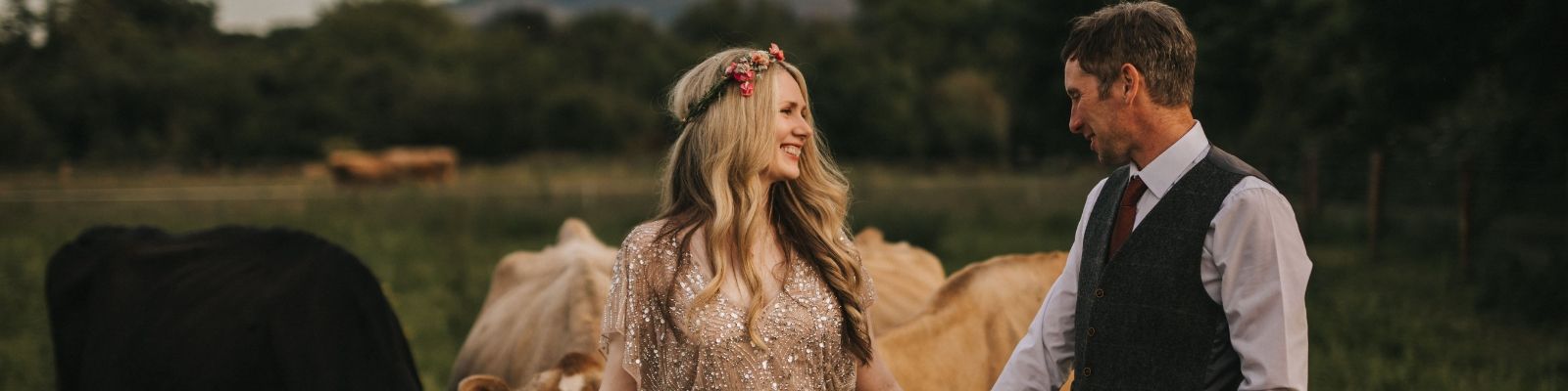 https://www.airfield.ie/wp-content/uploads/2019/05/Bride-and-Groom-at-Airfield-Farm-min.jpg