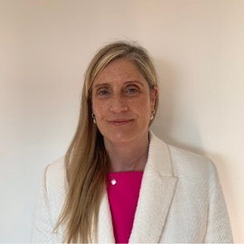 Dr Caroline Garvan
